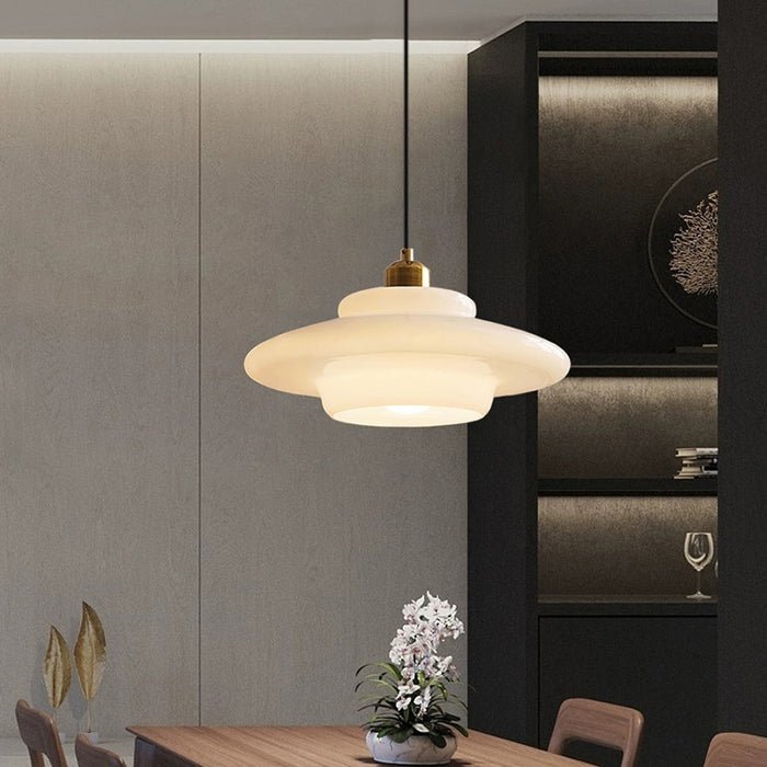 Yandir | Lampe Suspendue à Abat-jour Blanc Lait Pour Intérieurs Rétro et Modernes