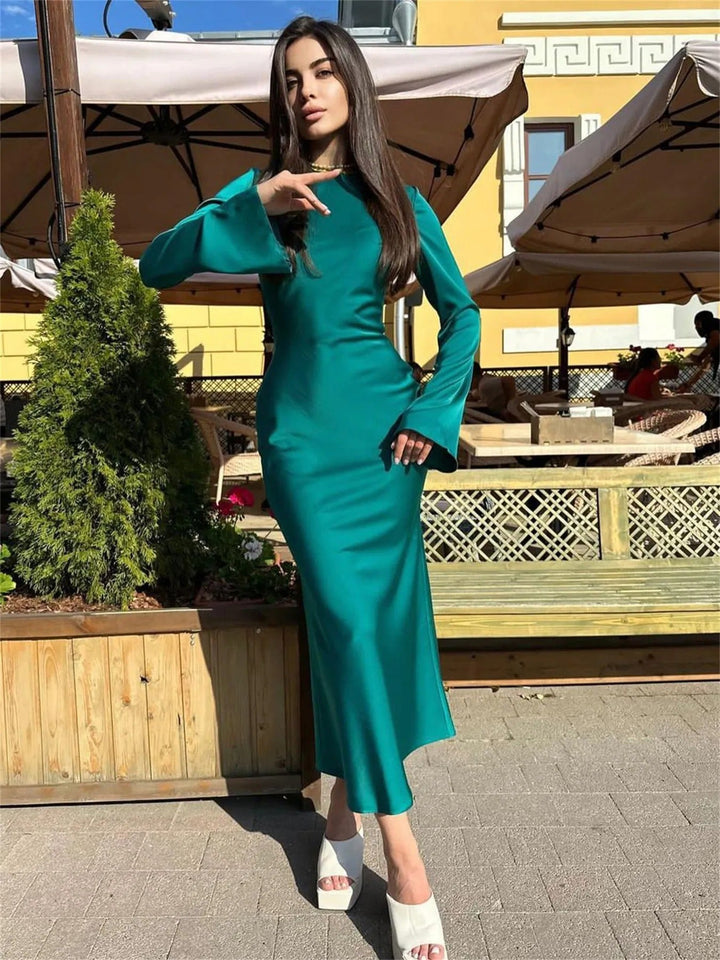 Bexley | Femme Robe Maxi élégante en Satin