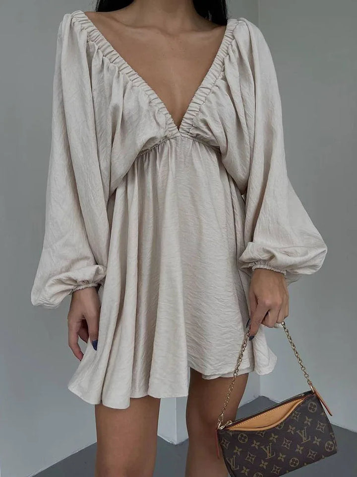 Vaenya | Mini-Robe Bohème avec Manches Longues et Col en V