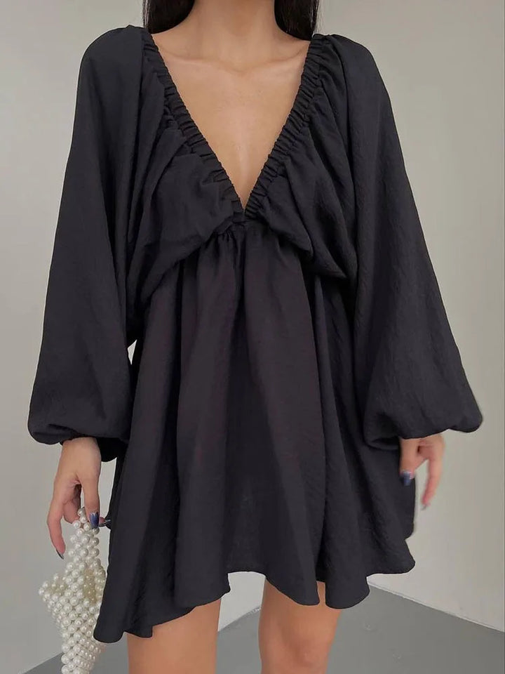Vaenya | Mini-Robe Bohème avec Manches Longues et Col en V