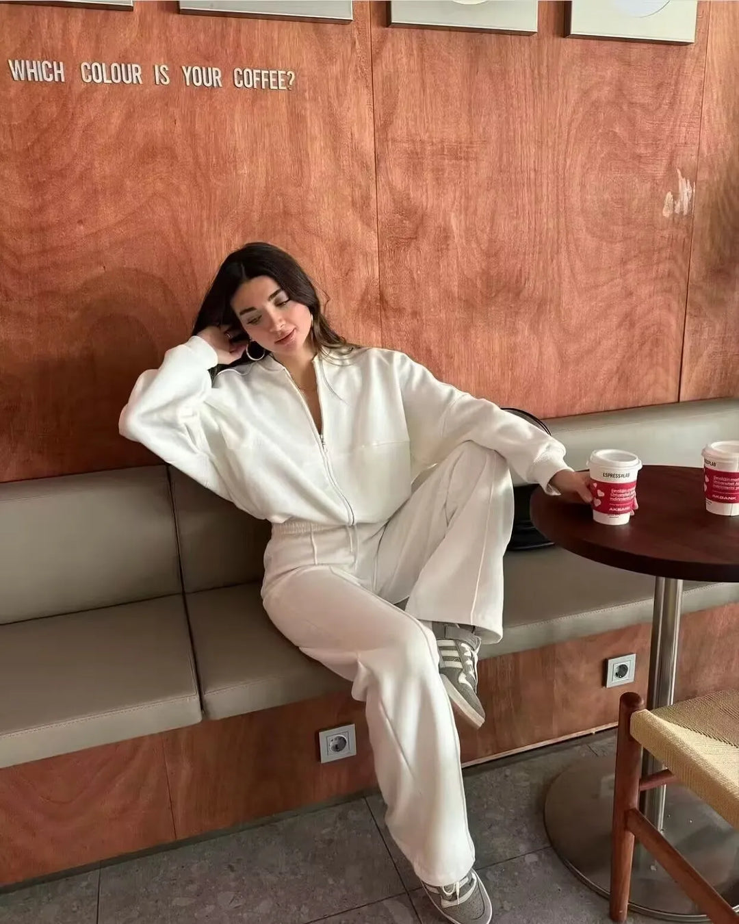 Orla | Tenue Deux Pièces Classique Confortable Pour Femme