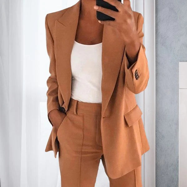Maia | Blazer Stylée avec Pantalon pour le Bureau et Les Porter Décontractées