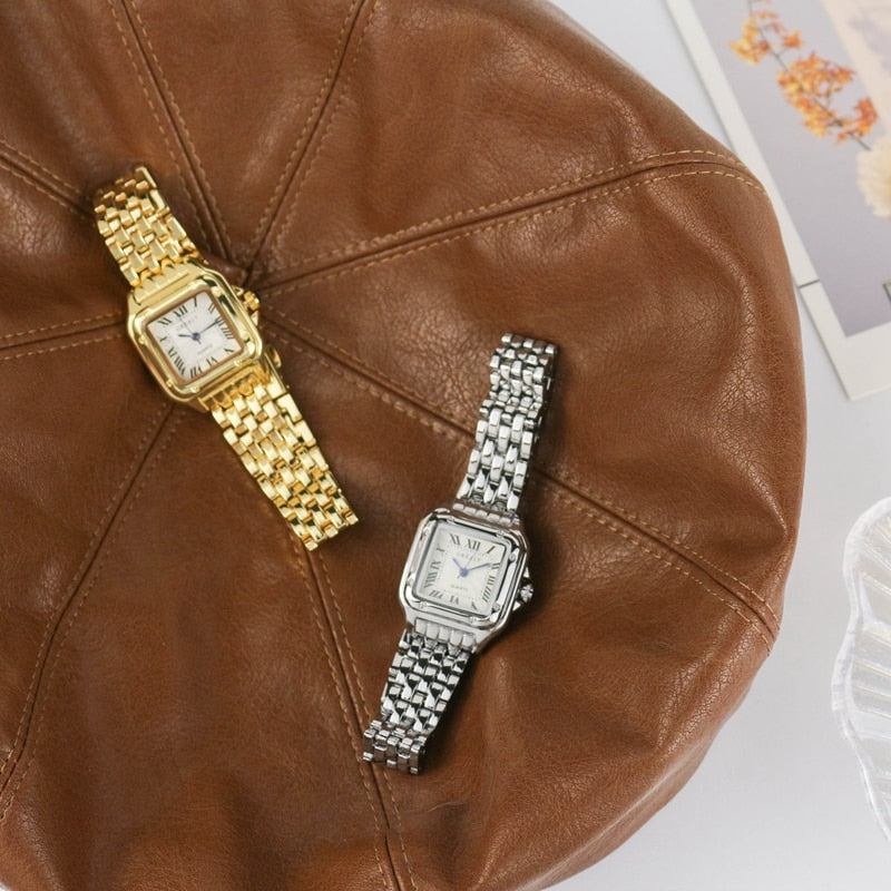 Irida | Montre Femme Square avec Bande en Acier Inoxydable