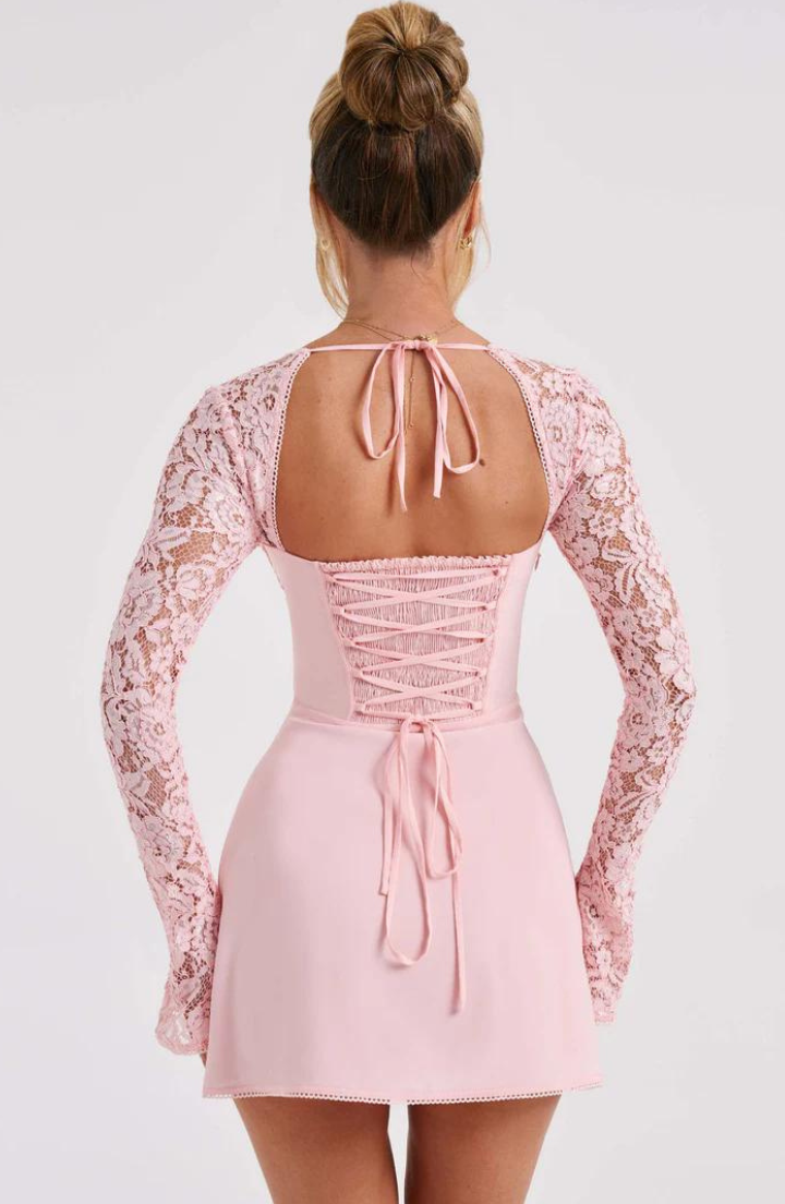 Paloma | Robe Courte Stylée et élégante