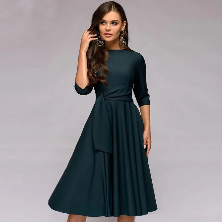 Nicolette | Robe Balançoire élégante pour Femmes