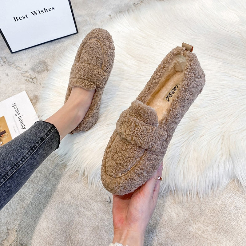 Alma | Chaussons Fantaisie en Peluche pour Femmes