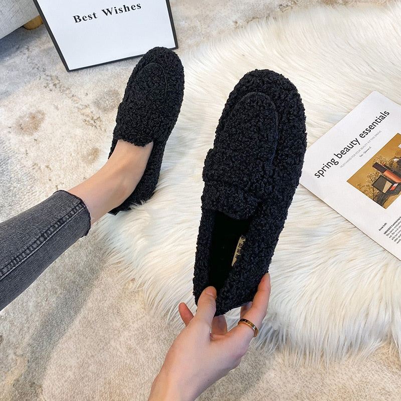 Alma | Chaussons Fantaisie en Peluche pour Femmes