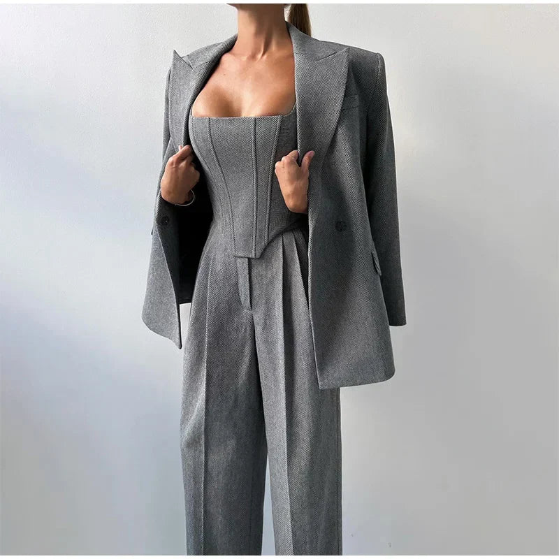 Oliana | Élégant Femmes 3-Pièce Costume Satz – Blazer, Pantalon, Et Longues-Manchon Veste
