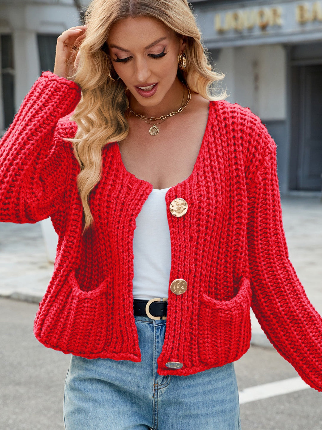Amara | Cardigan à Col Rond avec Boutons Dorés