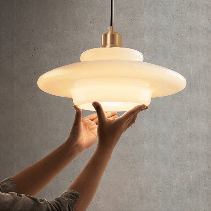 Yandir | Lampe Suspendue à Abat-jour Blanc Lait Pour Intérieurs Rétro et Modernes